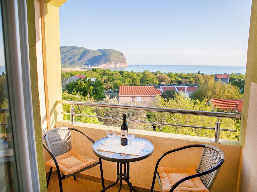 Pansion Nobel Hotel Petrovac Ruang foto