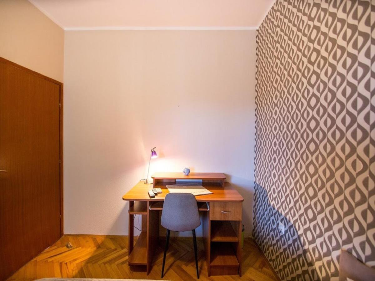 Pansion Nobel Hotel Petrovac Bagian luar foto